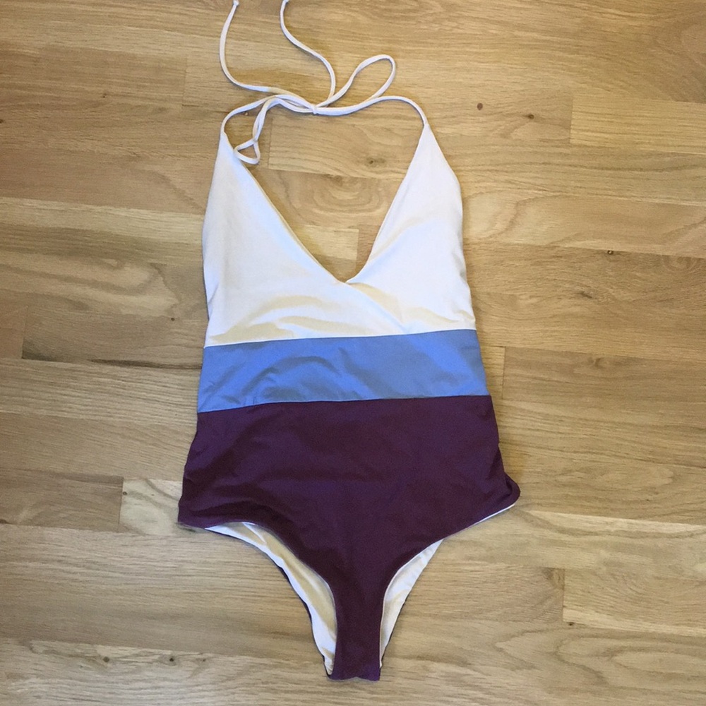 Tavik One Piece size M